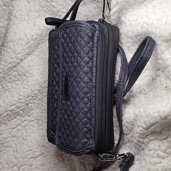 Vera Bradley Iconic RFID All In One Denim Cell Phone denim Crossbody Vera Bradle - Picture 15 of 17